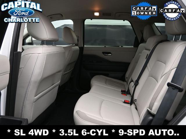 2023 Nissan Pathfinder SL 4WD