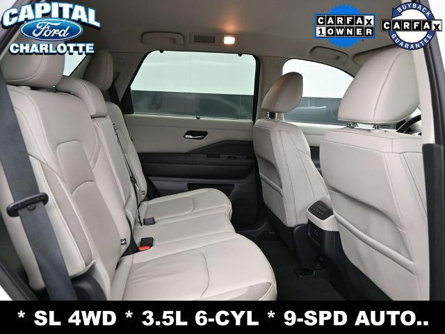 2023 Nissan Pathfinder SL 4WD