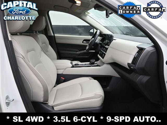 2023 Nissan Pathfinder SL 4WD