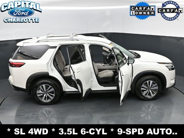 2023 Nissan Pathfinder SL 4WD
