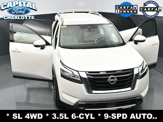 2023 Nissan Pathfinder SL 4WD