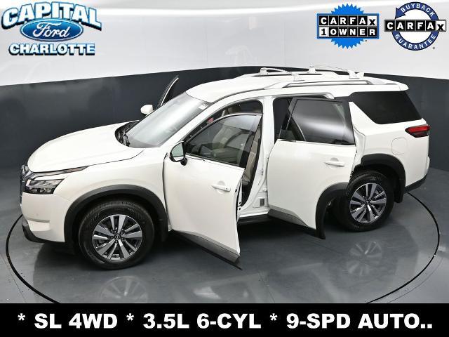2023 Nissan Pathfinder SL 4WD