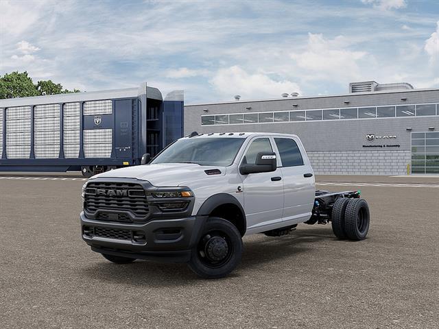 2026 RAM 4500 Chassis RAM 4500 TRADESMAN CHASSIS CREW CAB 4X4 60 CA