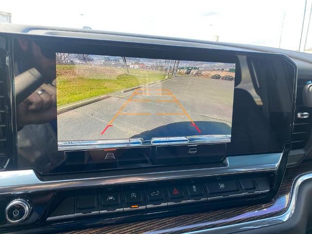 2023 GMC Sierra 1500 4WD Double Cab Standard Box SLE