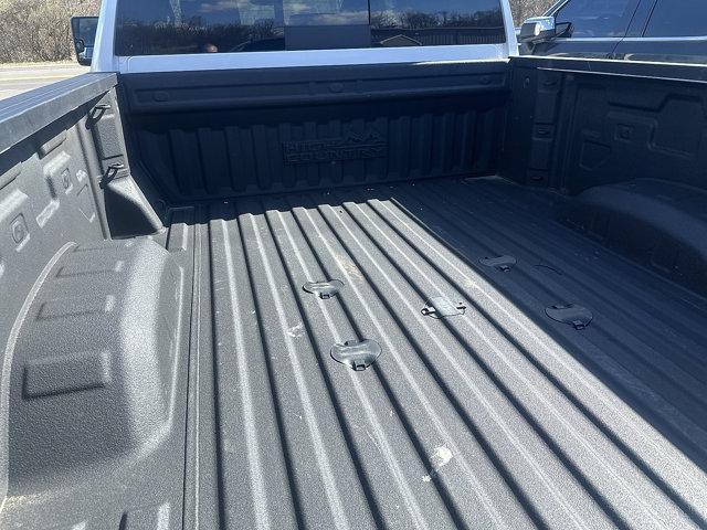 2023 Chevrolet Silverado 3500HD 4WD Crew Cab Standard Bed High Country