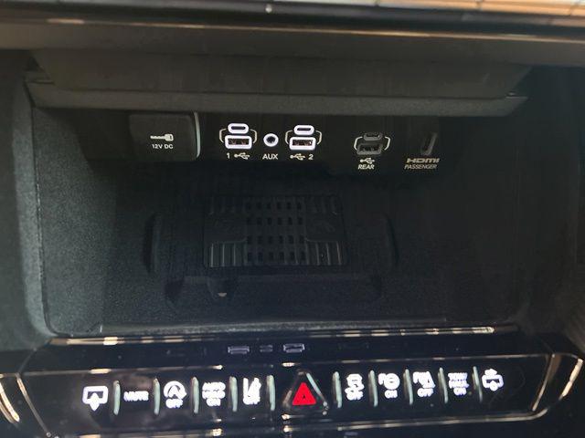 2026 Jeep Grand Wagoneer Summit Reserve 4x4