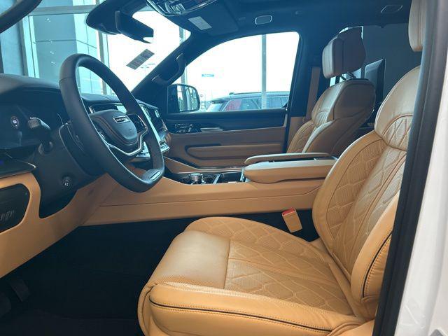 2026 Jeep Grand Wagoneer Summit Reserve 4x4