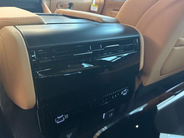 2026 Jeep Grand Wagoneer Summit Reserve 4x4