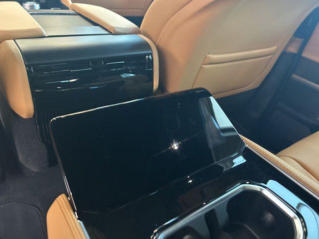 2026 Jeep Grand Wagoneer Summit Reserve 4x4