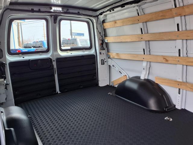 2024 GMC Savana Cargo RWD 2500 Regular Wheelbase Work Van