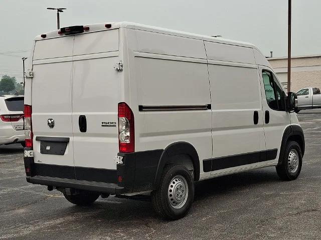 2026 Ram ProMaster Cargo Van Tradesman High Roof 136 WB w/Pass Seat