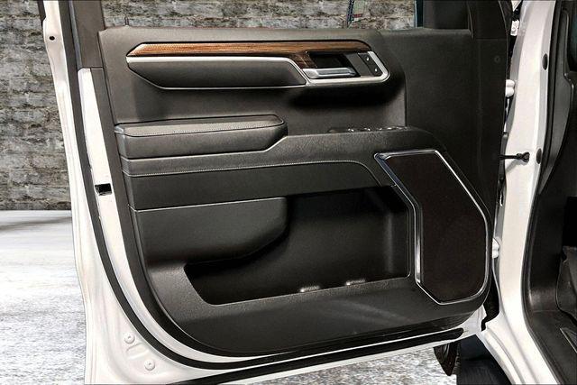 2023 Chevrolet Silverado 1500 4WD Crew Cab Short Bed RST