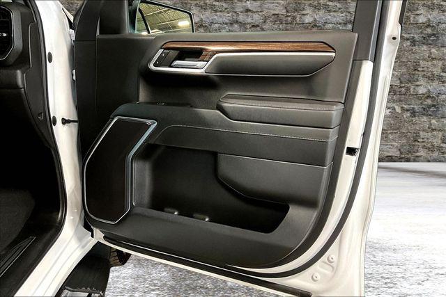 2023 Chevrolet Silverado 1500 4WD Crew Cab Short Bed RST