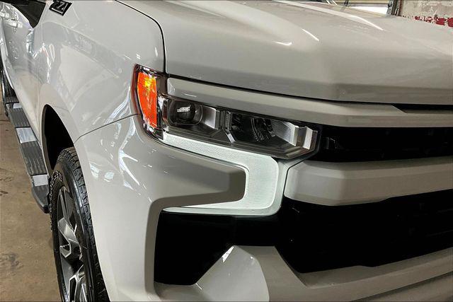 2023 Chevrolet Silverado 1500 4WD Crew Cab Short Bed RST
