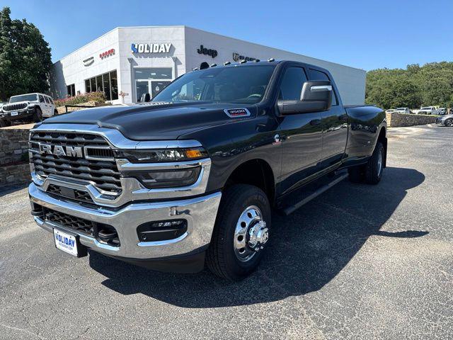 2026 Ram 3500 Tradesman Crew Cab 4x4 8' Box for sale in Graham, TX