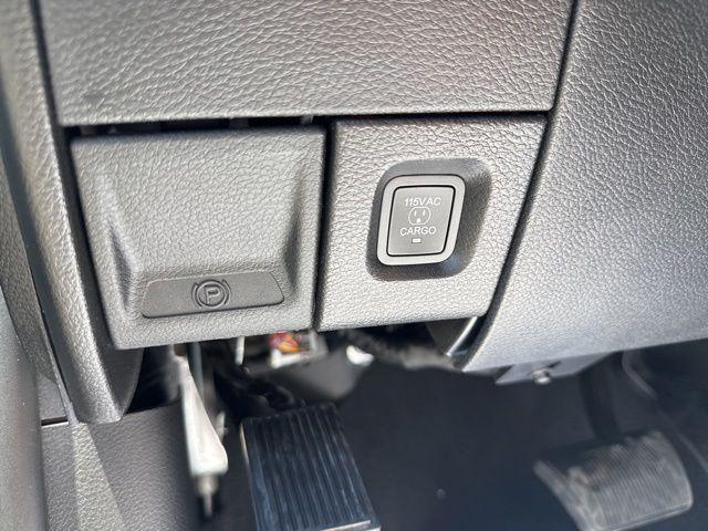 2026 Ram 3500 Tradesman Crew Cab 4x4 8' Box