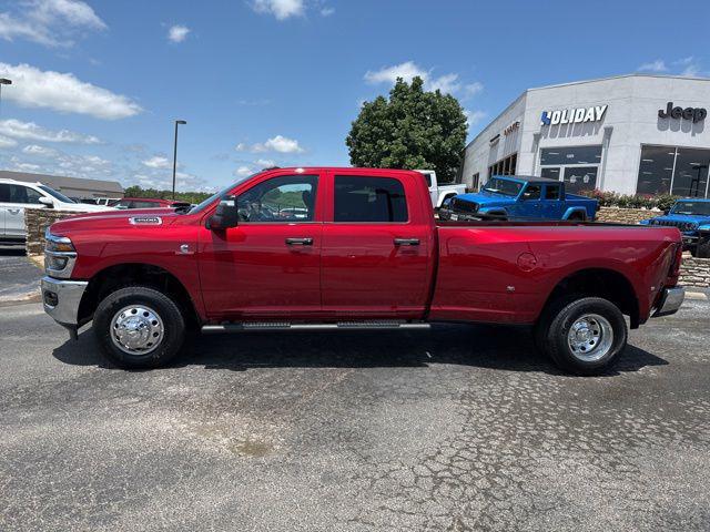 2026 Ram 3500 Tradesman Crew Cab 4x4 8' Box