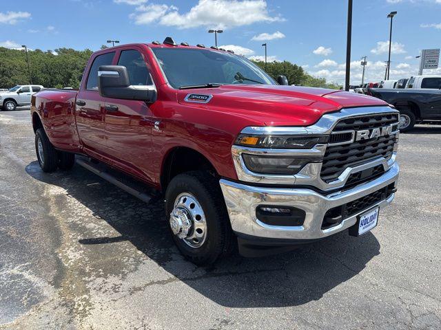 2026 Ram 3500 Tradesman Crew Cab 4x4 8' Box