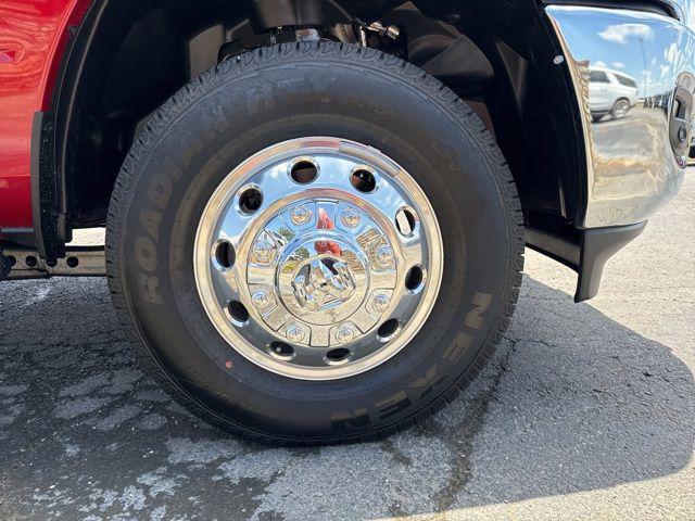 2026 Ram 3500 Tradesman Crew Cab 4x4 8' Box