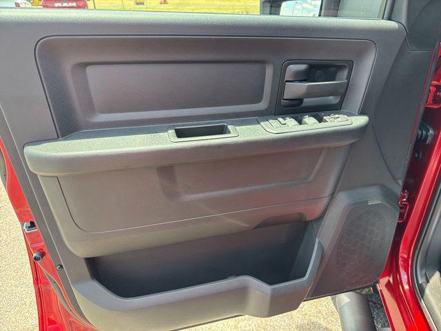 2026 Ram 3500 Tradesman Crew Cab 4x4 8' Box