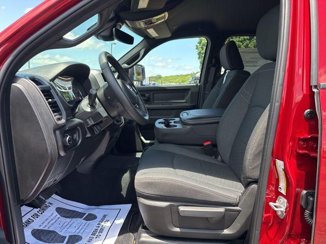 2026 Ram 3500 Tradesman Crew Cab 4x4 8' Box