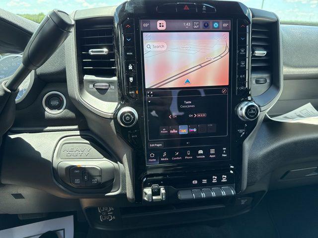 2026 Ram 3500 Tradesman Crew Cab 4x4 8' Box