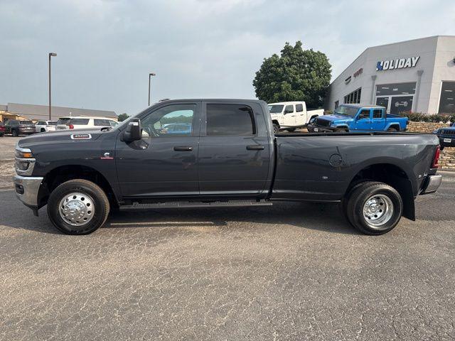 2026 Ram 3500 Tradesman Crew Cab 4x4 8' Box