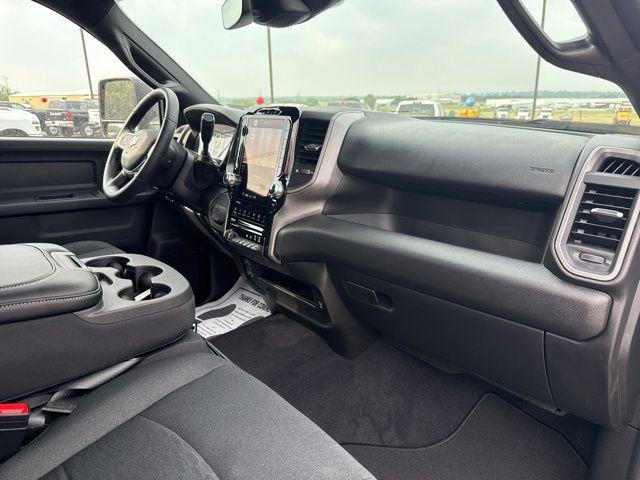 2026 Ram 3500 Tradesman Crew Cab 4x4 8' Box