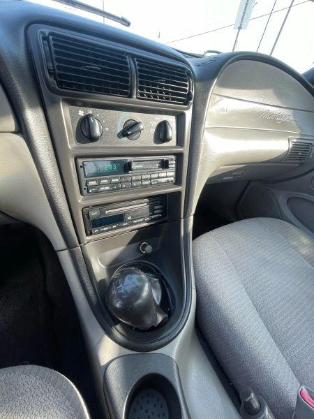 2000 Ford Mustang GT