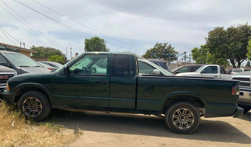 2002 GMC Sonoma SLS