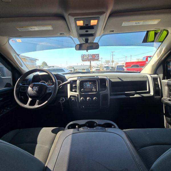2017 Ram 2500 Tradesman Crew Cab 4x4 8' Box