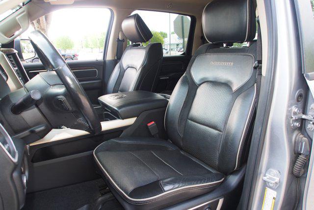 2019 Ram 1500 Laramie Crew Cab 4x4 5'7" Box
