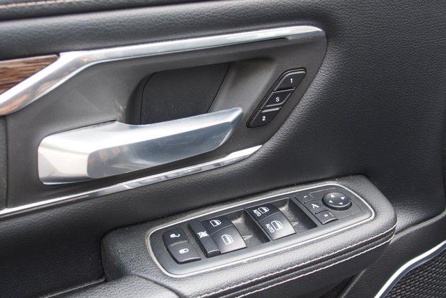 2019 Ram 1500 Laramie Crew Cab 4x4 5'7" Box