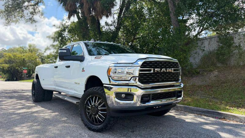 2024 Ram 3500 Big Horn Crew Cab 4x4 8' Box for sale in Tampa, FL