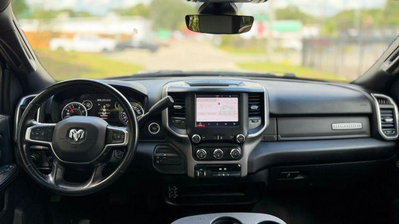 2024 Ram 3500 Big Horn Crew Cab 4x4 8' Box