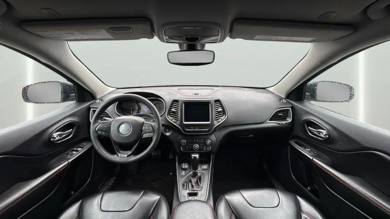 2022 Jeep Cherokee Trailhawk