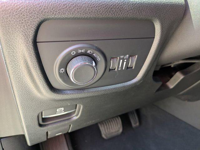 2024 Jeep Grand Cherokee L Laredo X 4x2