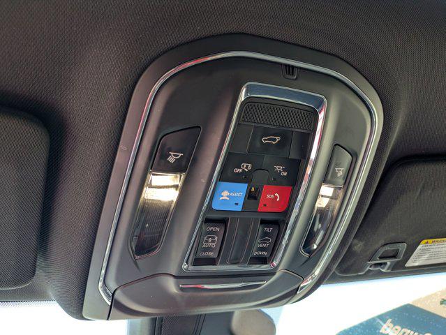 2024 Jeep Grand Cherokee L Laredo X 4x2