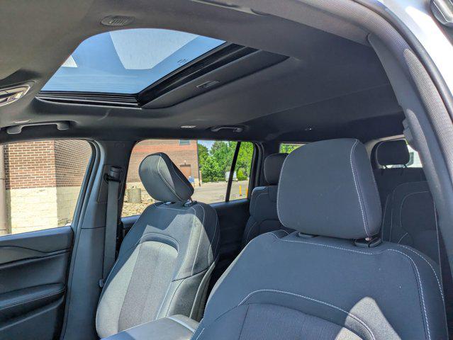 2024 Jeep Grand Cherokee L Laredo X 4x2