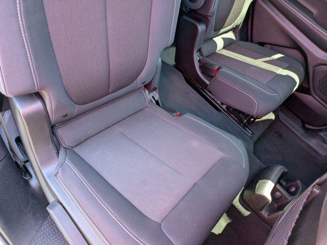 2024 Jeep Grand Cherokee L Laredo X 4x2
