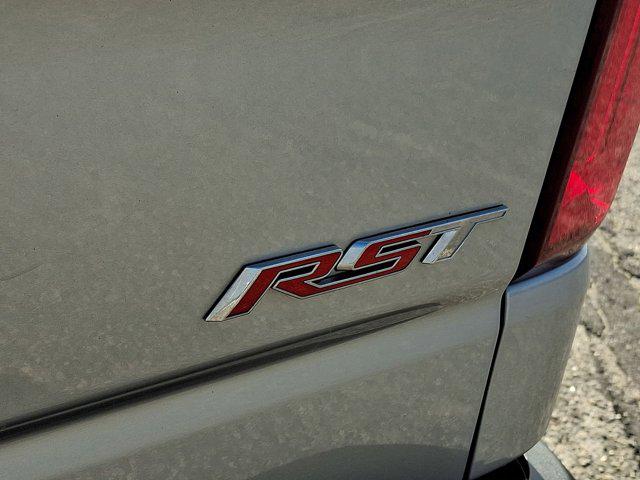 2022 Chevrolet Silverado 1500 4WD Crew Cab Short Bed RST