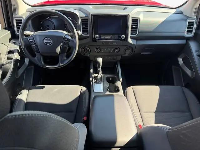 2023 Nissan Frontier Crew Cab SV 4x4