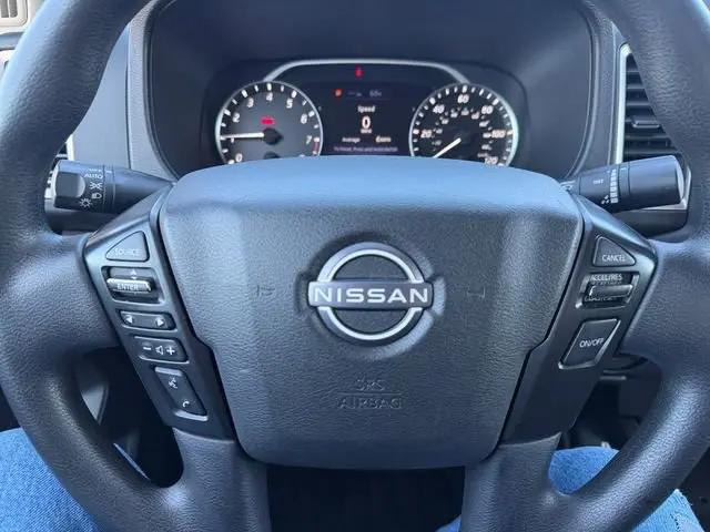2023 Nissan Frontier Crew Cab SV 4x4