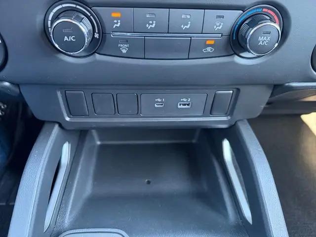 2023 Nissan Frontier Crew Cab SV 4x4