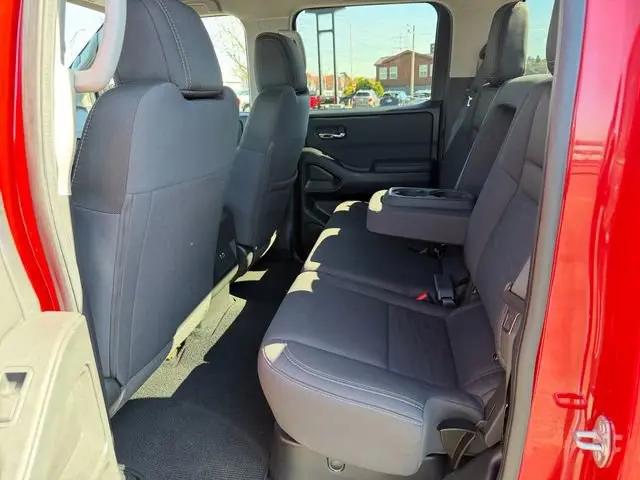 2023 Nissan Frontier Crew Cab SV 4x4