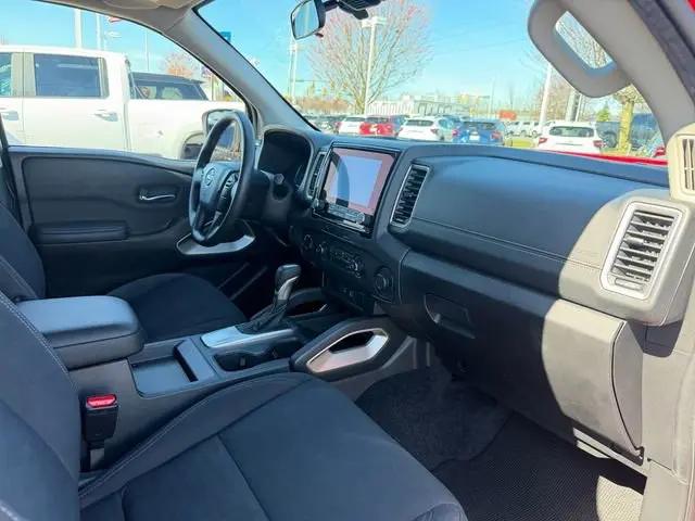 2023 Nissan Frontier Crew Cab SV 4x4