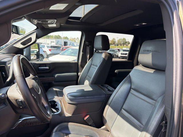 2023 GMC Sierra 2500HD 4WD Crew Cab Standard Bed Denali