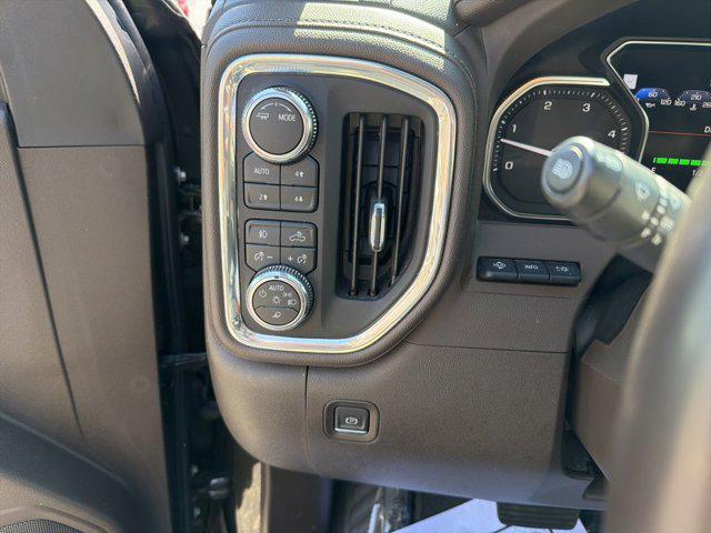 2023 GMC Sierra 2500HD 4WD Crew Cab Standard Bed Denali