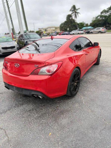 2010 Hyundai Genesis Coupe 2.0T R-Spec