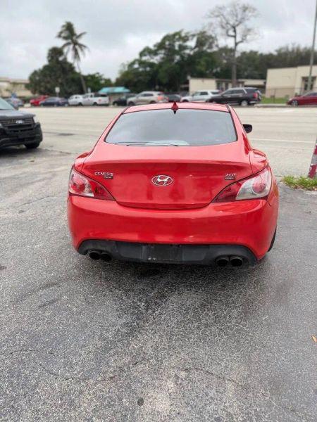 2010 Hyundai Genesis Coupe 2.0T R-Spec